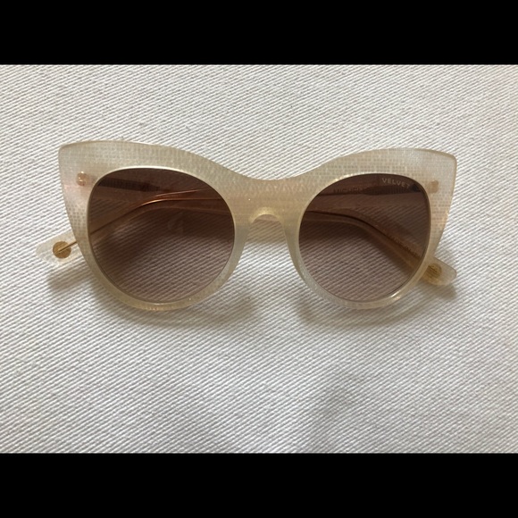 VELVET - « Michelle » rétro cat eyes Sunglasses - Picture 1 of 7